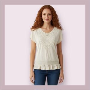Romeo & Juliet Couture Short Sleeve Blouse